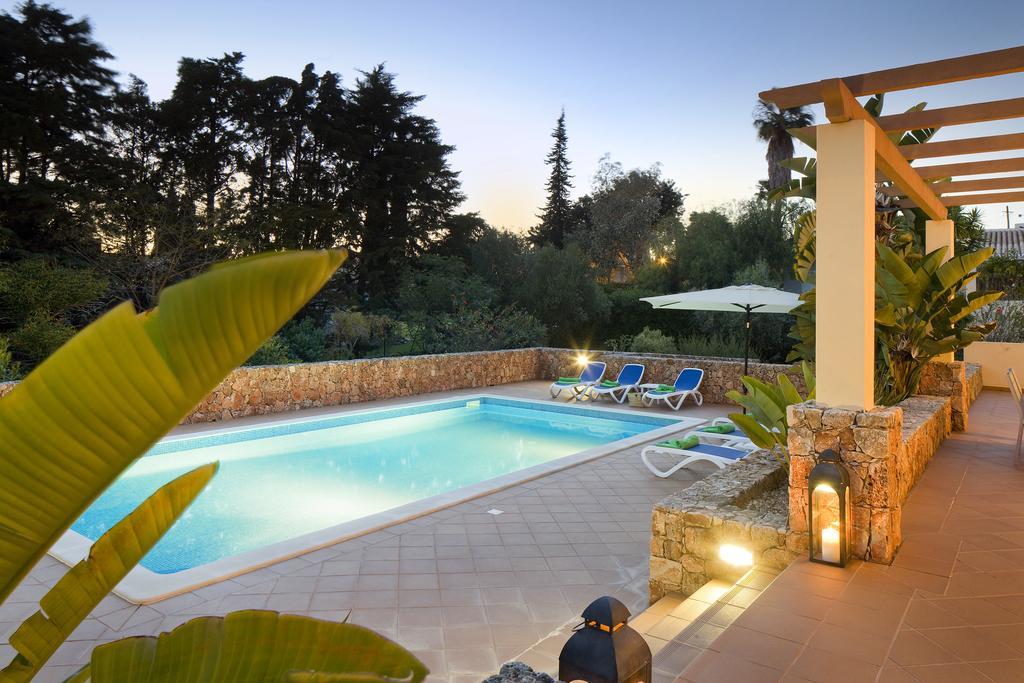 Casa Dos Cedros Villa Carvoeiro  Exteriör bild