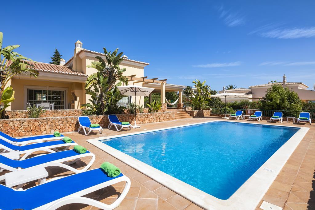 Casa Dos Cedros Villa Carvoeiro  Exteriör bild