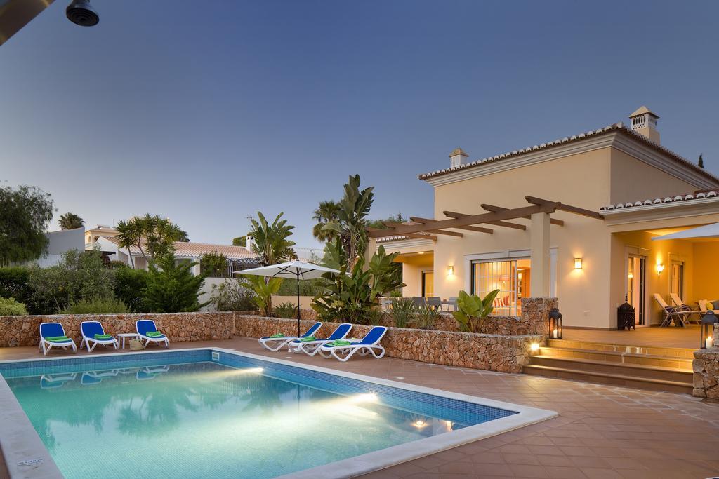Casa Dos Cedros Villa Carvoeiro  Exteriör bild